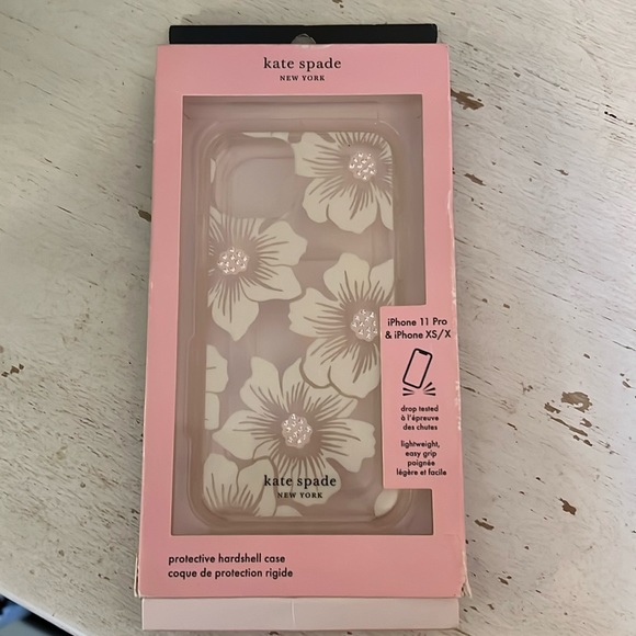 NWT Kate Spade iPhone 11 case - Picture 1 of 3